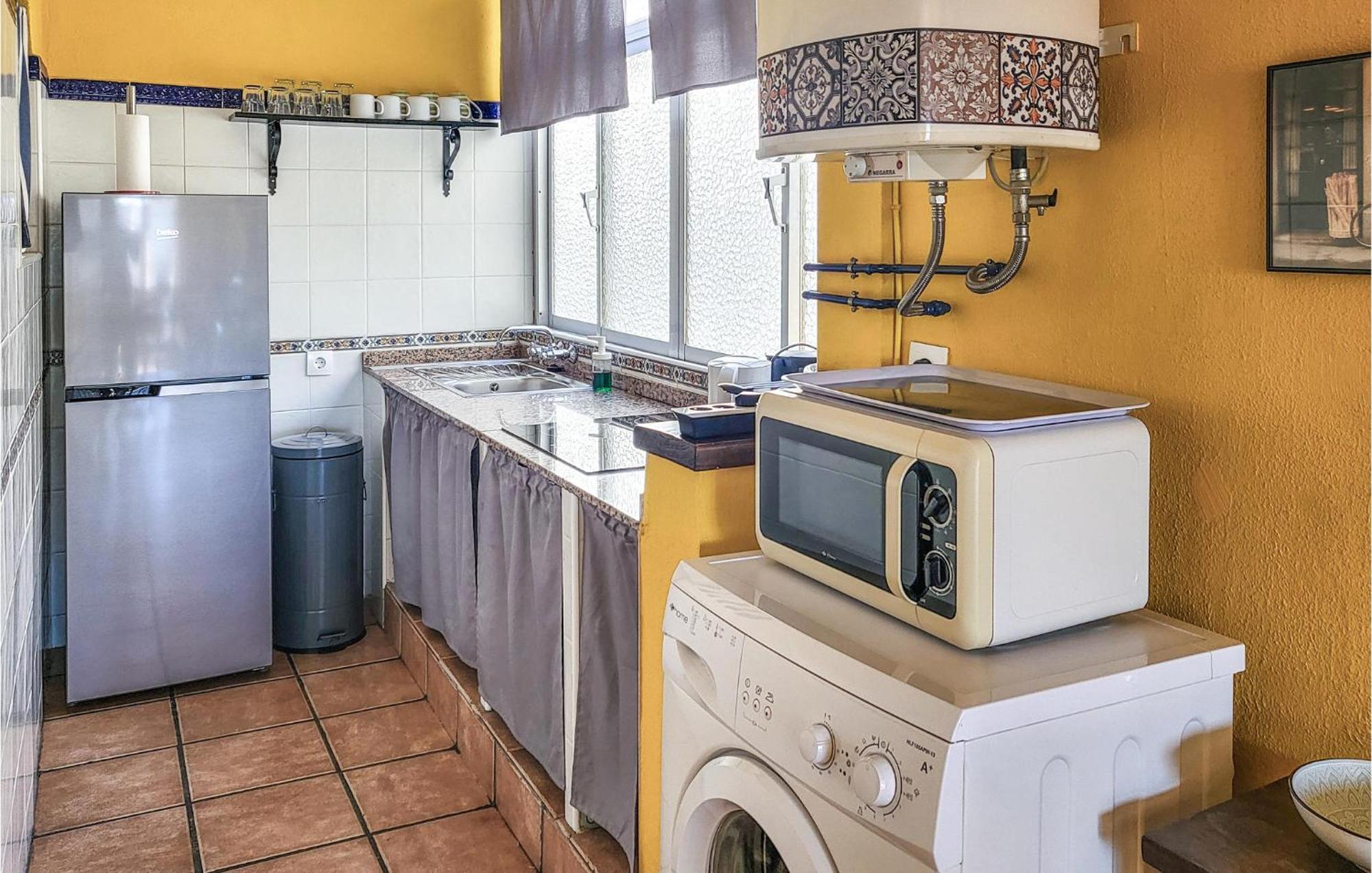 2 Bedroom Cozy Apartment In 엘 캄펠로 외부 사진